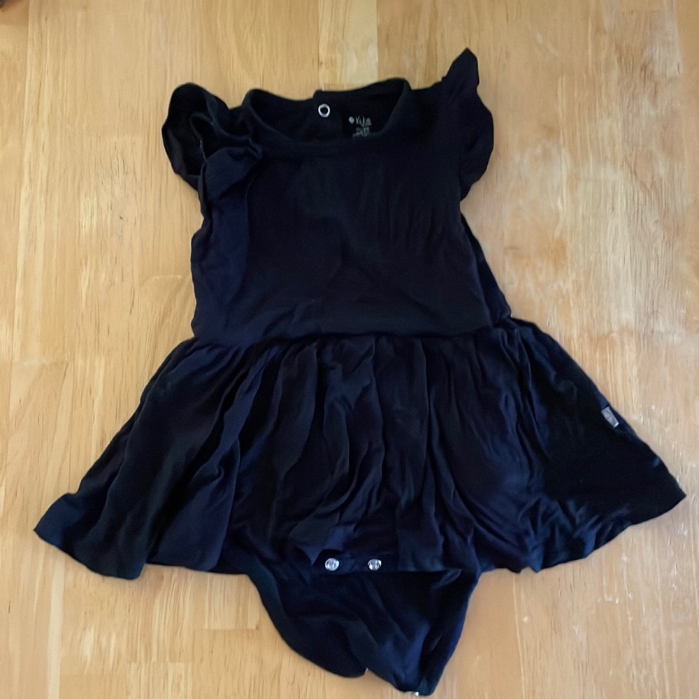 kyte baby onsie dress. only worn once